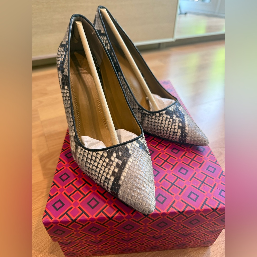 Tory Burch Elana 85mm Snakeskin Pump | Size 7 | Original Box